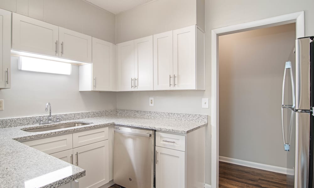 Newly upgraded apartments available at Rollingwood in Vestavia, Alabama