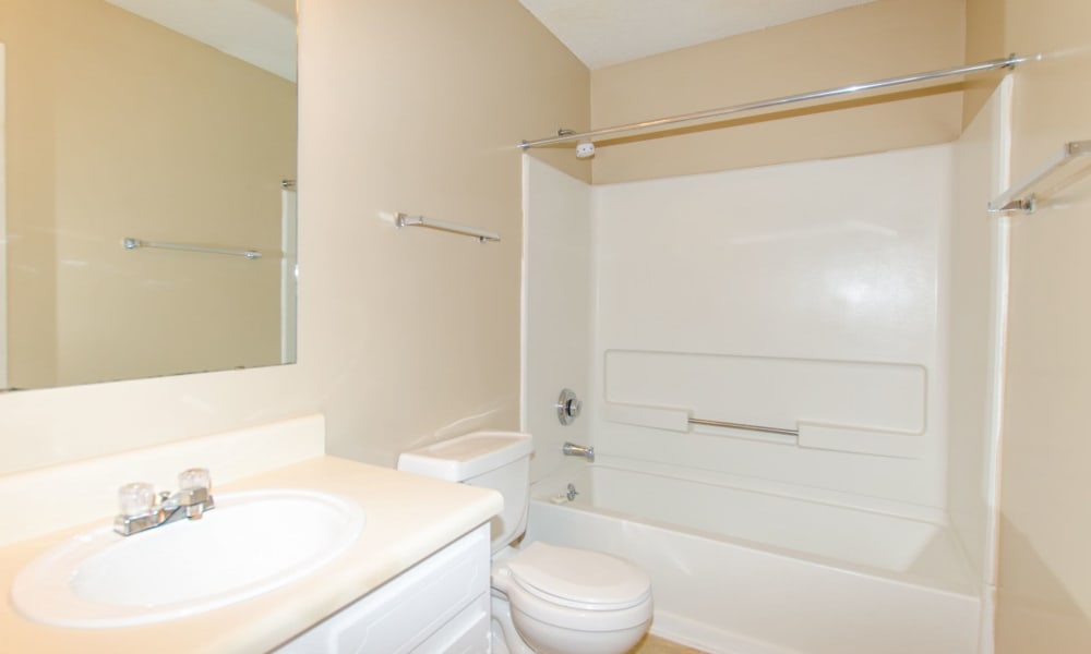 Bathroom amenities at Wexford Apartment Homes in Charlotte, North Carolina