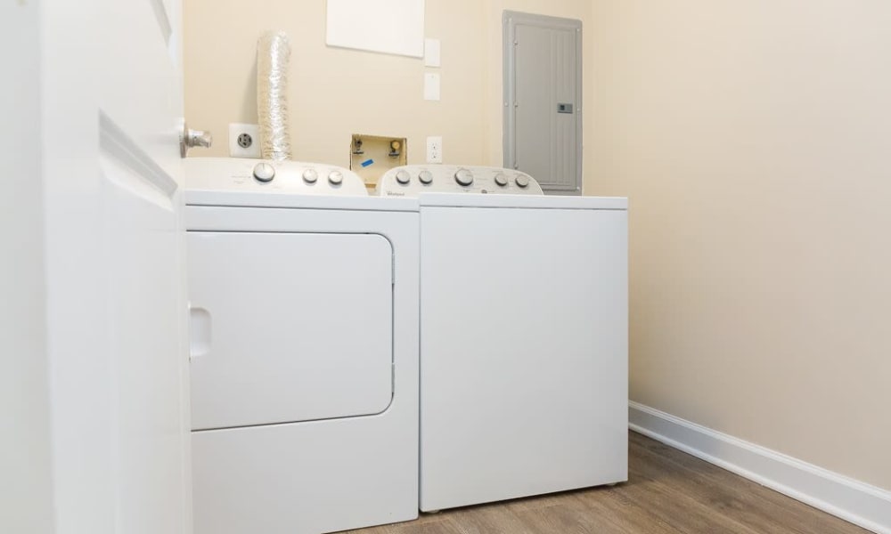 A washer and dryer at Greenhills Apartments & Townhomes in Damascus, Maryland