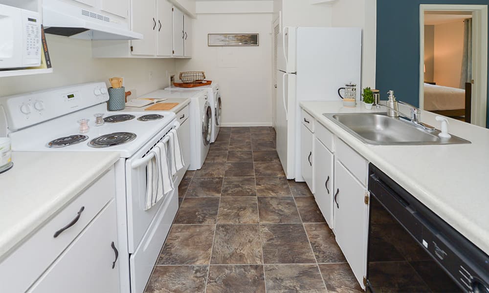 The Landings Apartment Homes in Absecon, New Jersey have well-equipped kitchen