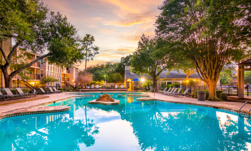 Beautiful swimming pool at The Abbey At Enclave in Houston, Texas