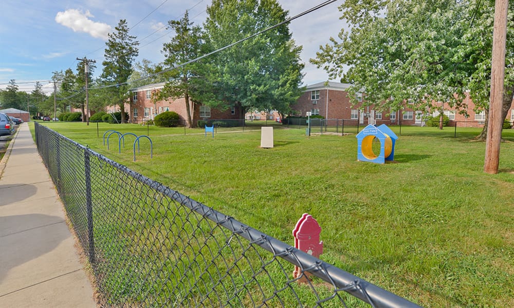 Dog park at Eatoncrest Apartment Homes in Eatontown, New Jersey