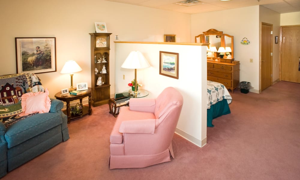 Resident bedroom at Wellington Place at Hartford in Hartford, Wisconsin