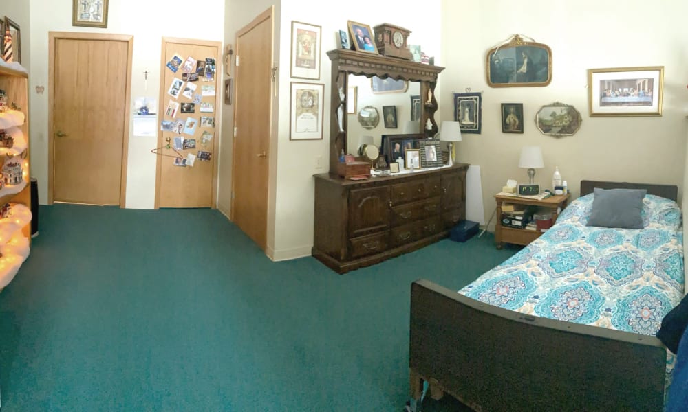 Resident bedroom at Wellington Place at Whiting in Stevens Point, Wisconsin