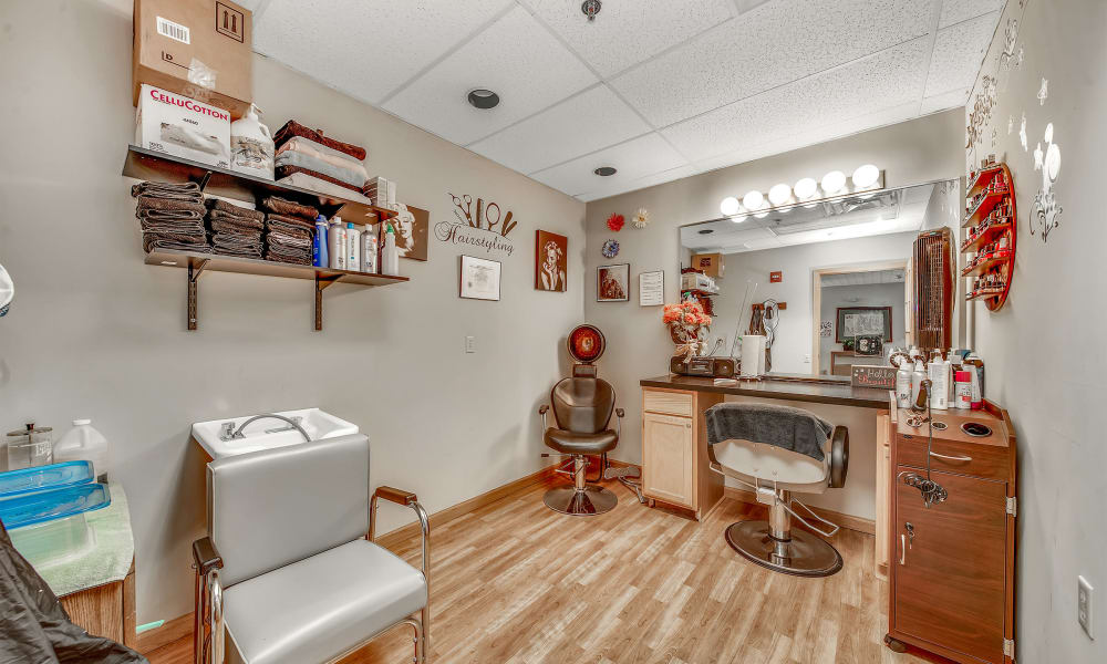 Onsite beauty & barbershop at Wellington Place at Whiting in Stevens Point, Wisconsin