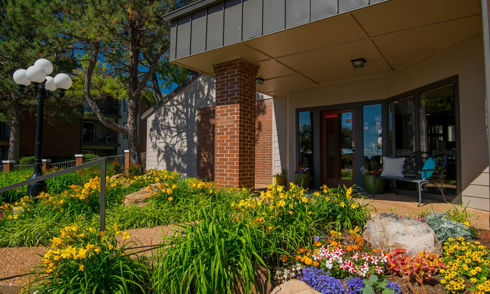 the Exterior at Hunter's Ridge in Oklahoma City, Oklahoma