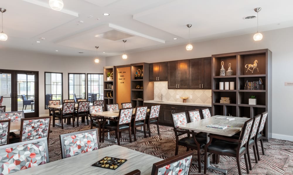 Dine in area for group of people at Randall Residence at Encore Village