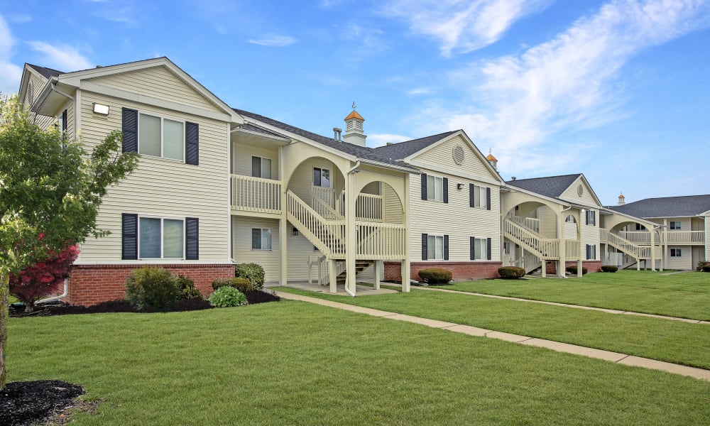 Exterior at Steeplechase Apartments & Townhomes in Toledo, OH