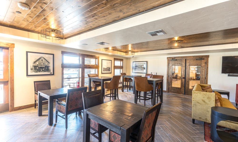 Dining hall at Touchmark at Pilot Butte in Bend, Oregon