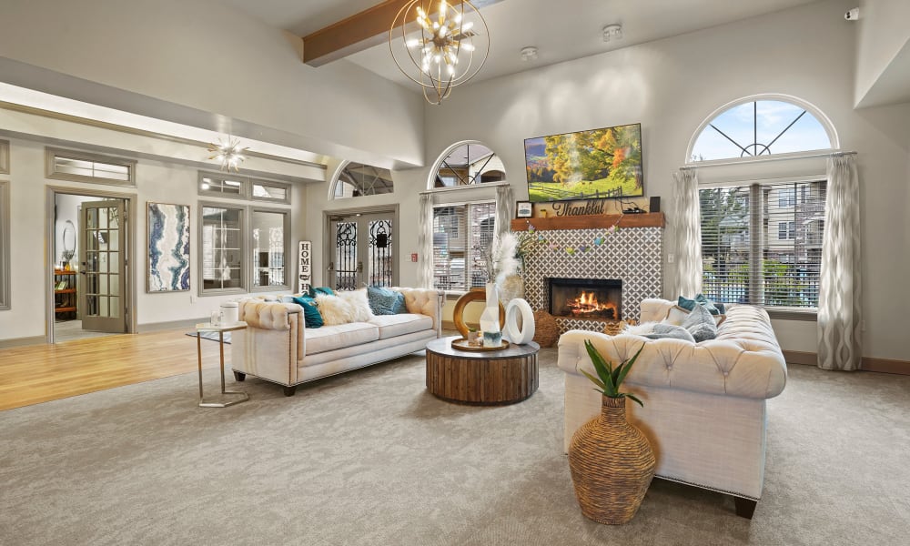 Elegant lounge area at Tuscany Place in Lubbock, Texas