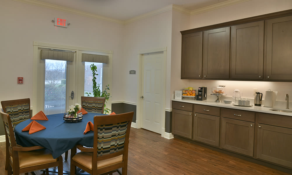 Snacks and drinks anytime at Sugar Creek Senior Living in Troy, Missouri