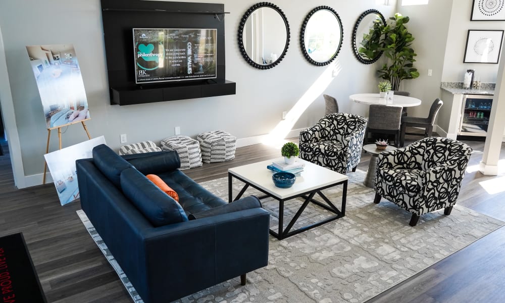 Resident lounge at Brookside Park Apartments in Florence, Kentucky