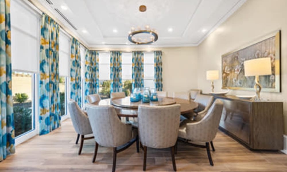 Private resident dining area at The Meridian at Carolina Lakes in Indian Land, South Carolina