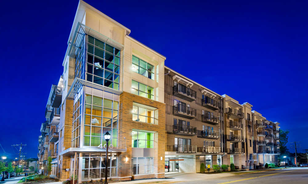 Exterior view of 400 RHETT in Greenville, South Carolina