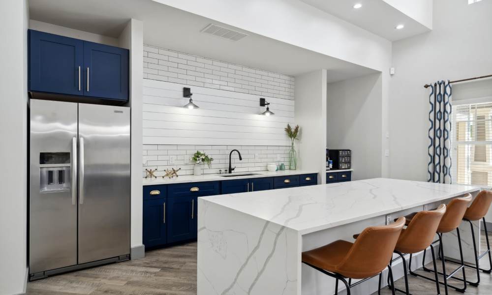 Luxury resident lounge with cafe space at Retreat at RTP in Durham, North Carolina