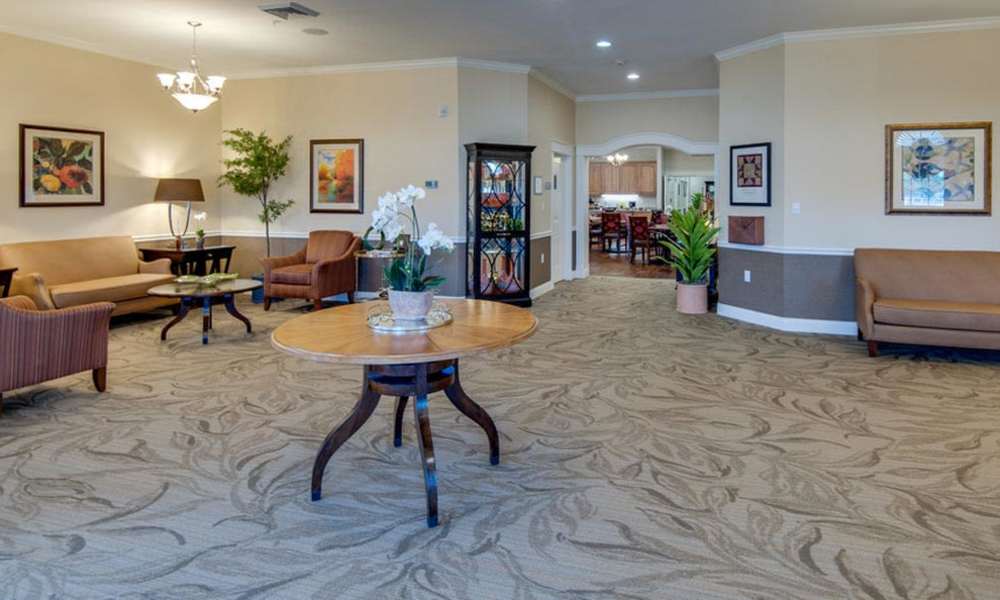 Foyer at Centennial Pointe Senior Living in Springfield, Illinois