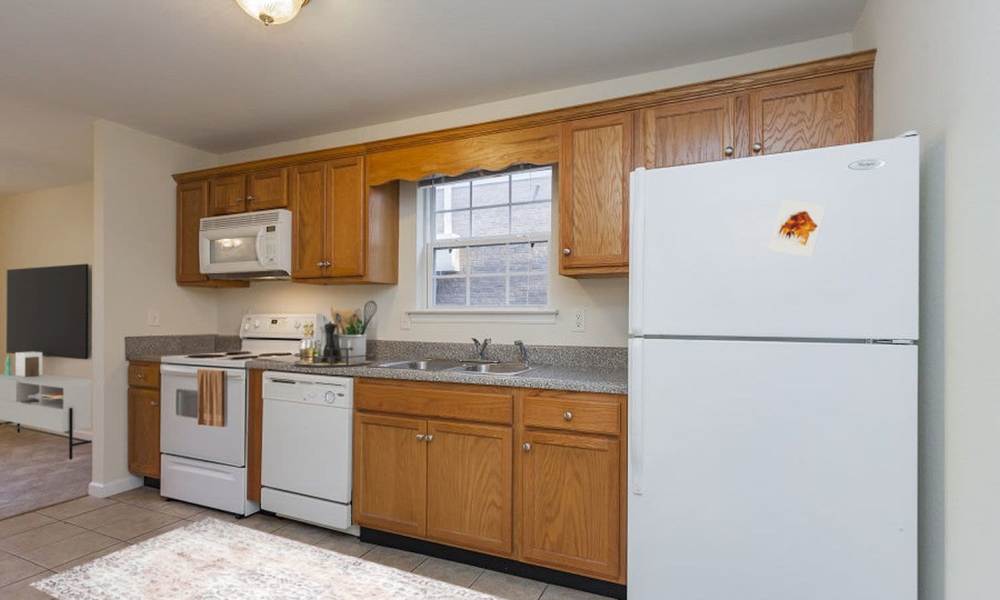 Well equipped kitchen at Home Place Apartments in East Ridge, Tennessee