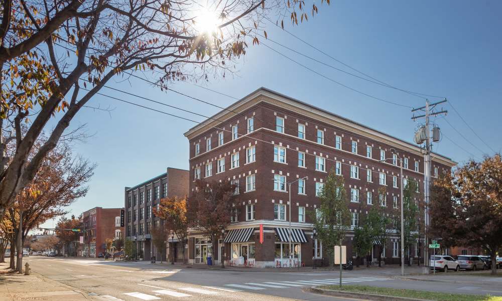 Quality exterior building at The Grand Apartments in CHATTANOOGA, Tennessee