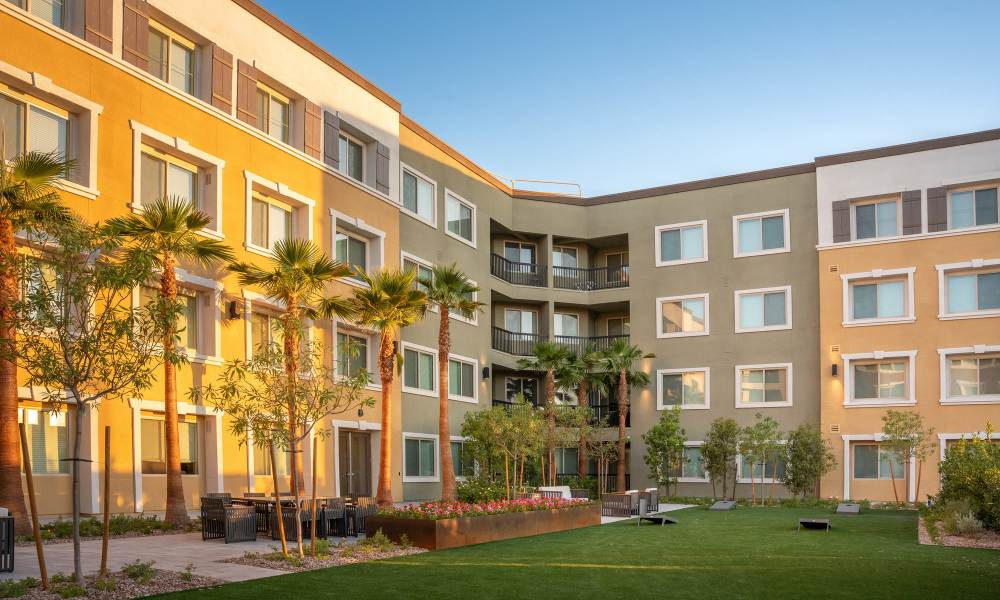 Apartments Heirloom by Ovation in Las Vegas, Nevada