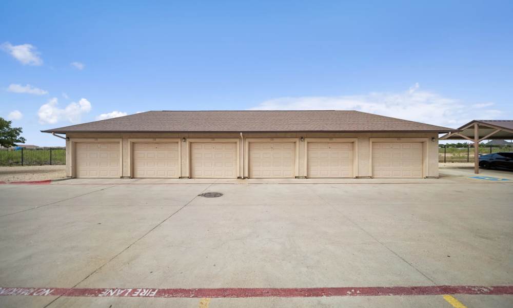 Rentable detached garages at Sunset Lodge in Odessa, Texas