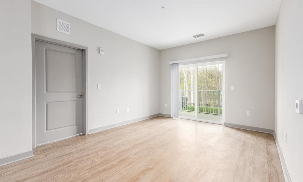 Beautiful wood-style floors at Eagle Park Vistas in Hanover, Maryland