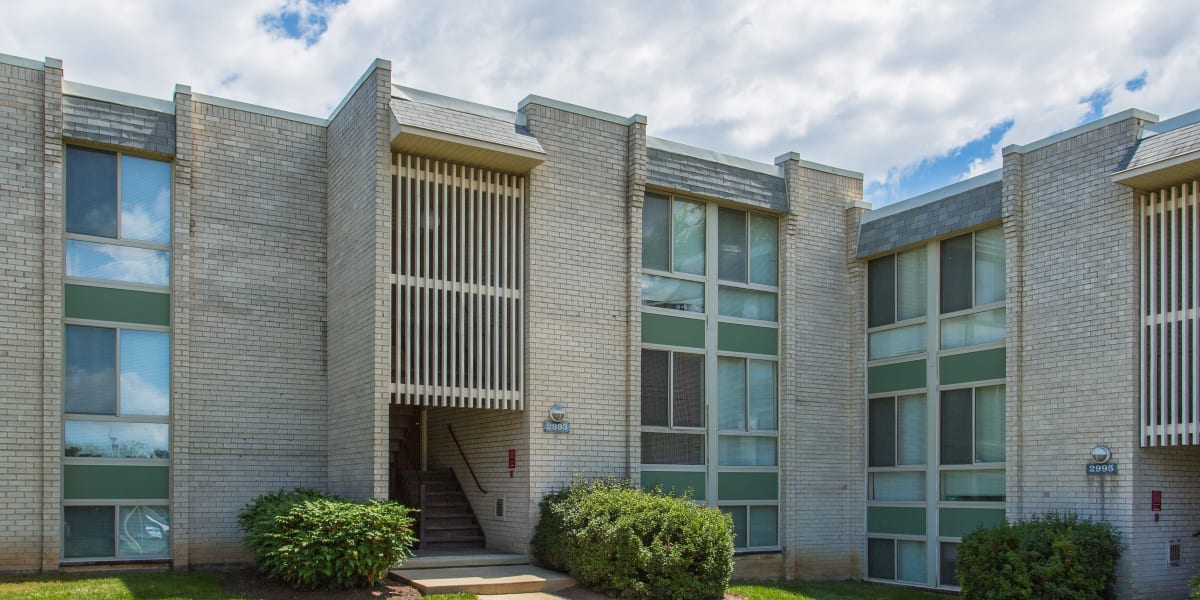 Exterior view of the 3 story building at The Brinkley House in Temple Hills, Maryland