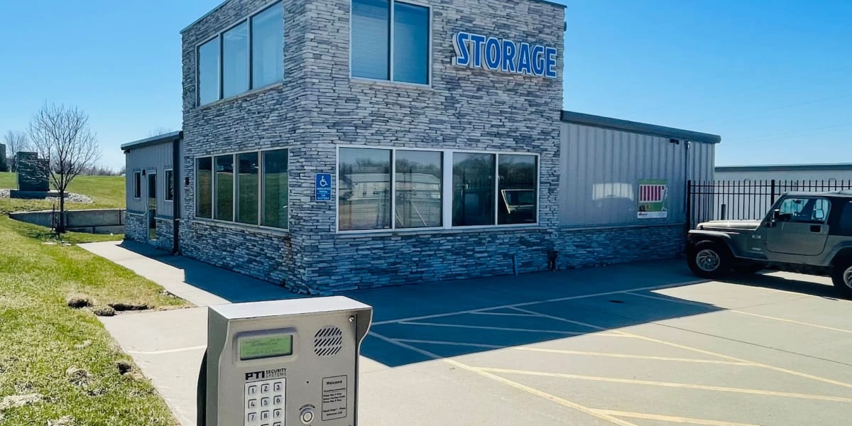 Business and commercial storage at Signature Self Storage in Pleasant Hill, Iowa