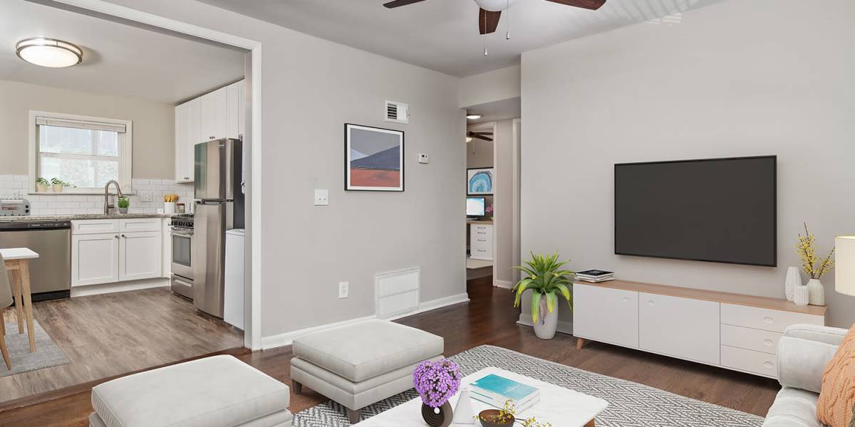 Lovely well lit living room area with a fan at Braden Fellman Group in Atlanta, Georgia