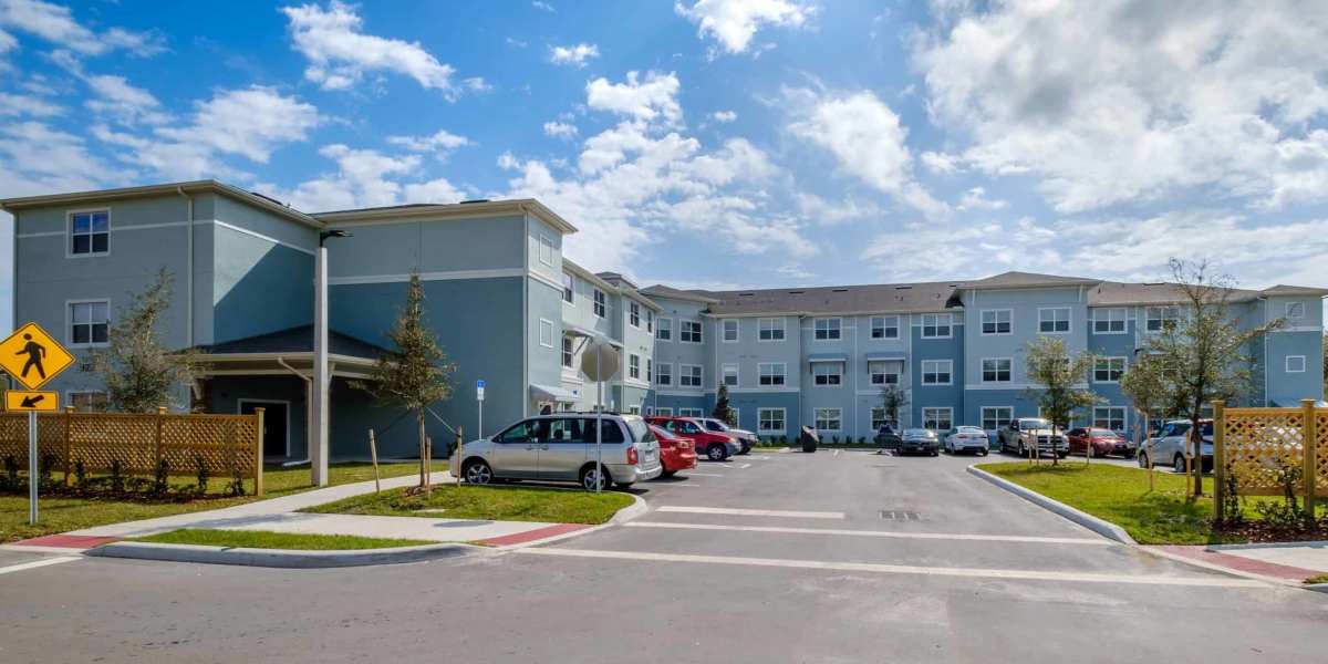 Outdoor parking of the property at Gannet Point in Kissimmee, Florida