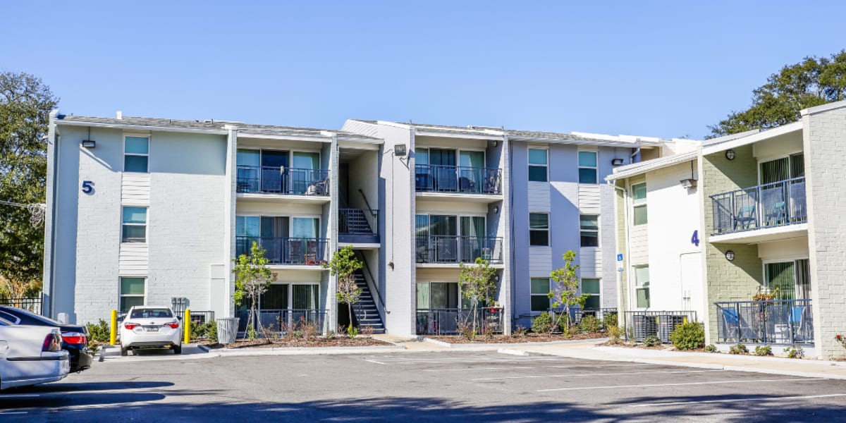 Exterior of the building with a large area at the front at Oakland Terrace in Jacksonville,Florida