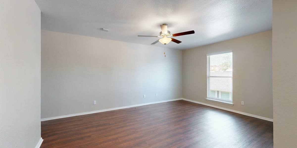 Tons of natural light at Bella Vista in Austin, Texas