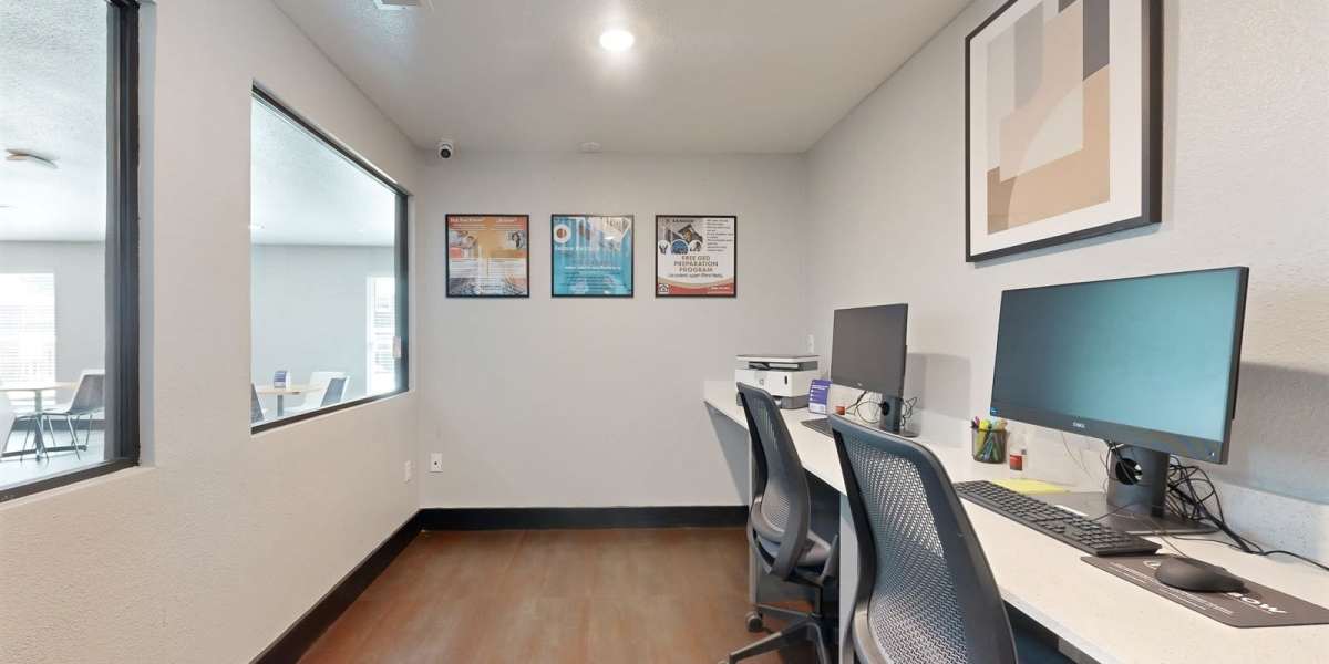 Office space for residents to work at or use at Bella Vista in Austin, Texas