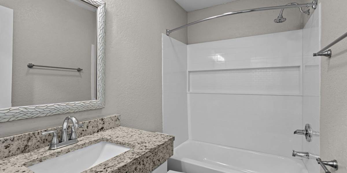 Apartment bathroom at Towne Lake Apartments in Granbury, Texas
