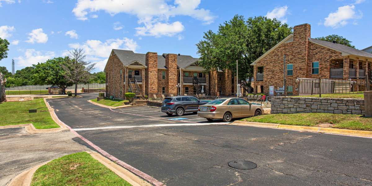 parking lot angle 2 Towne Lake Apartments in Granbury, Texas