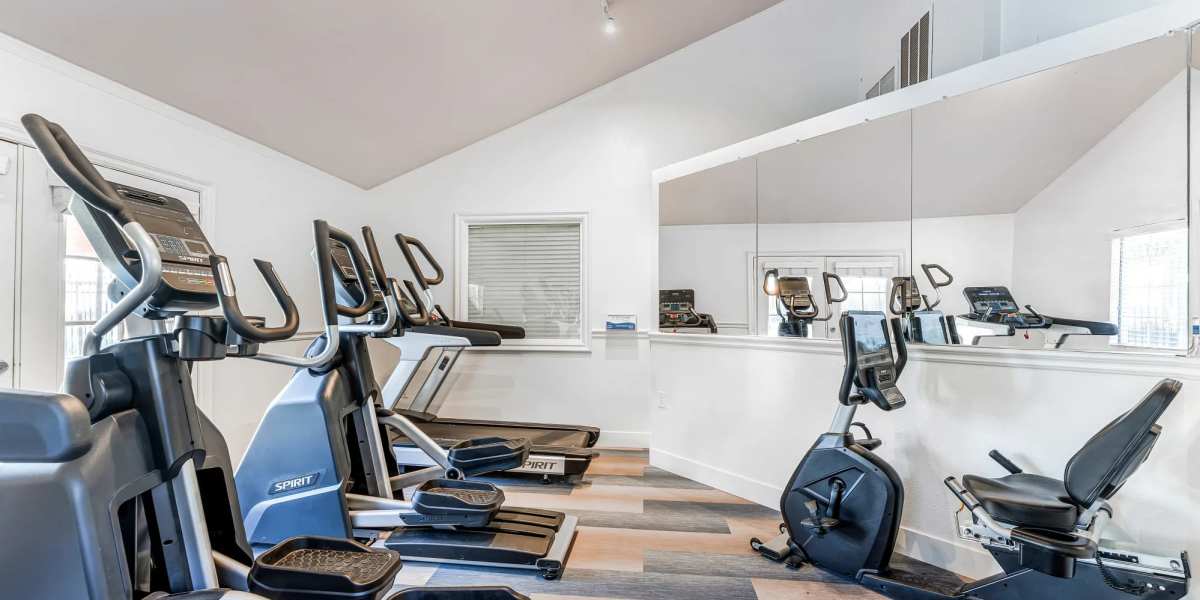 Fitness center at Shadow Ridge Apartments in Oceanside, California