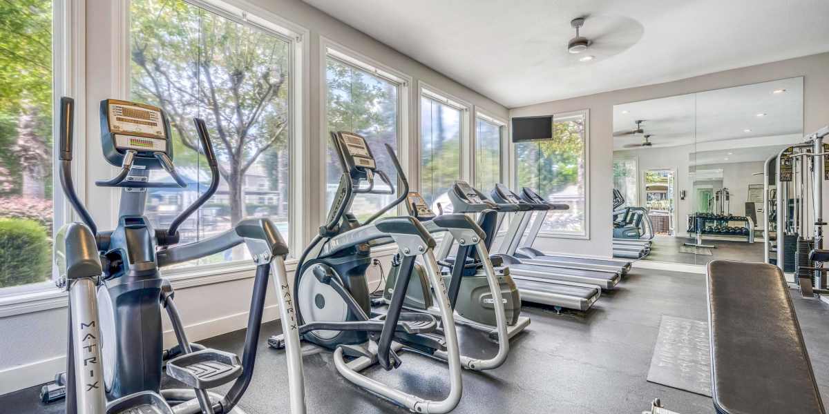 Gym at Hawthorn Village Apartments in Napa, California