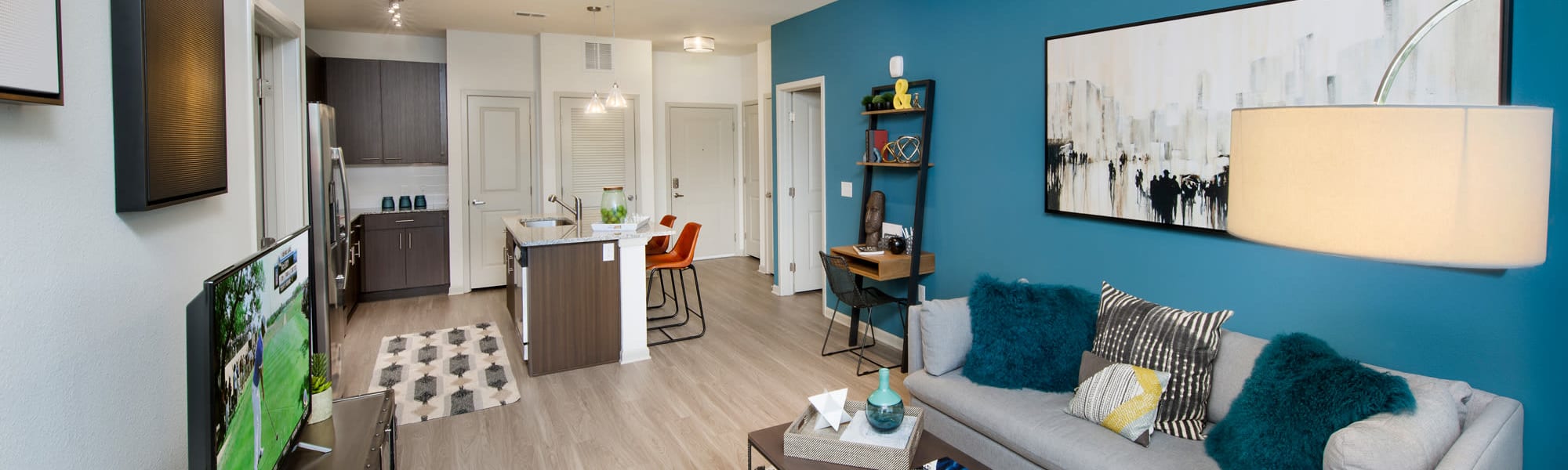 Luxury studio, 1, 2 & 3 Bedroom Apartments in Orlando, FL