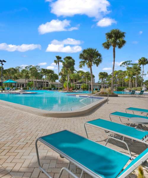 Beautiful pool at Park Avenue in Jacksonville, Florida