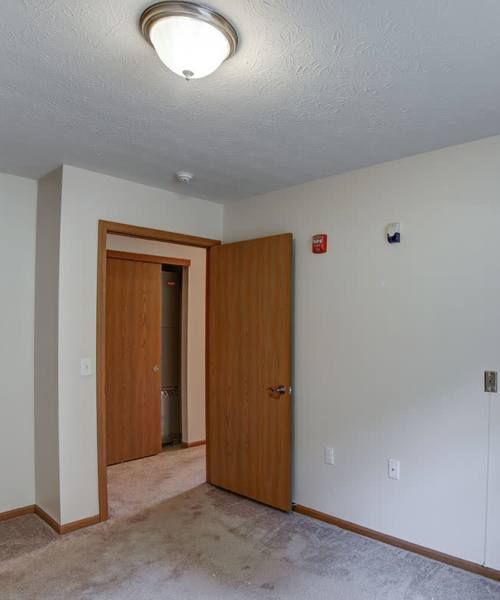 unfurnished bedroom at Quaker Meadows in Hermitage, Pennsylvania