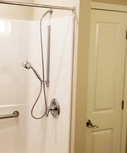 Bathroom with a bathtub at The Livingston in Columbus, Ohio