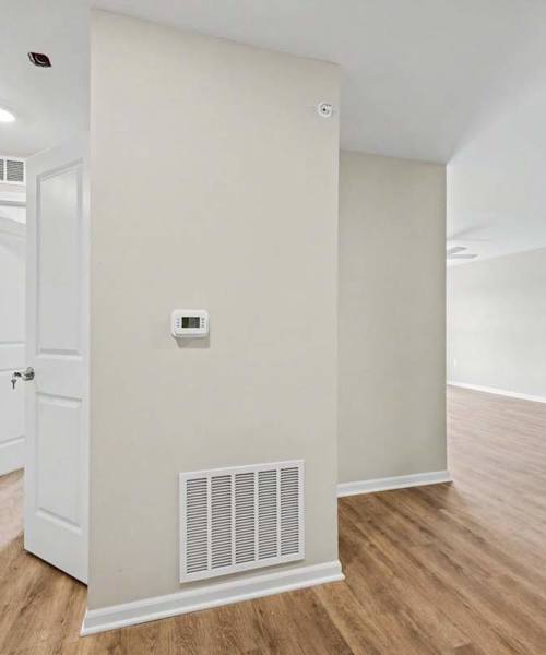 Thermostat and vent on wall at Brentnell Terrace in Columbus, Ohio