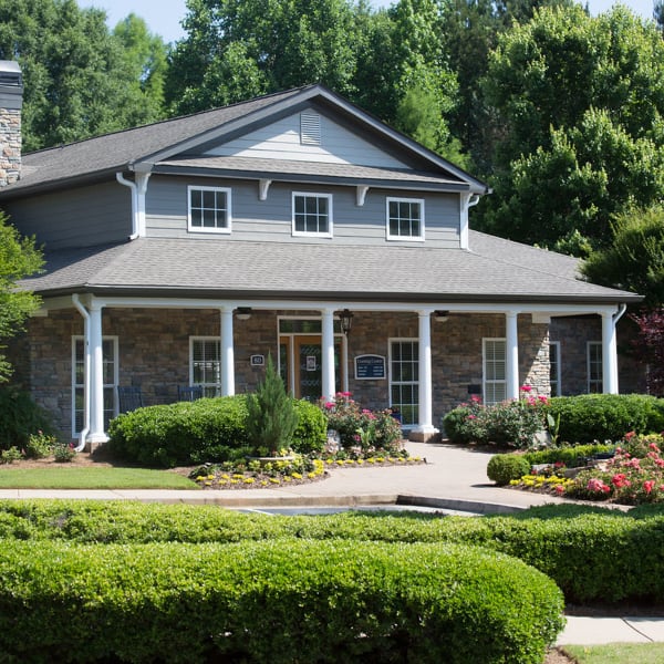 Front of resident clubhouse at The Vinings at Newnan Lakes in Newnan, Georgia