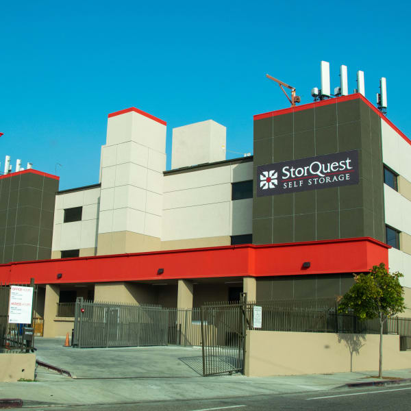 Exterior at StorQuest Self Storage in Federal Way, Washington