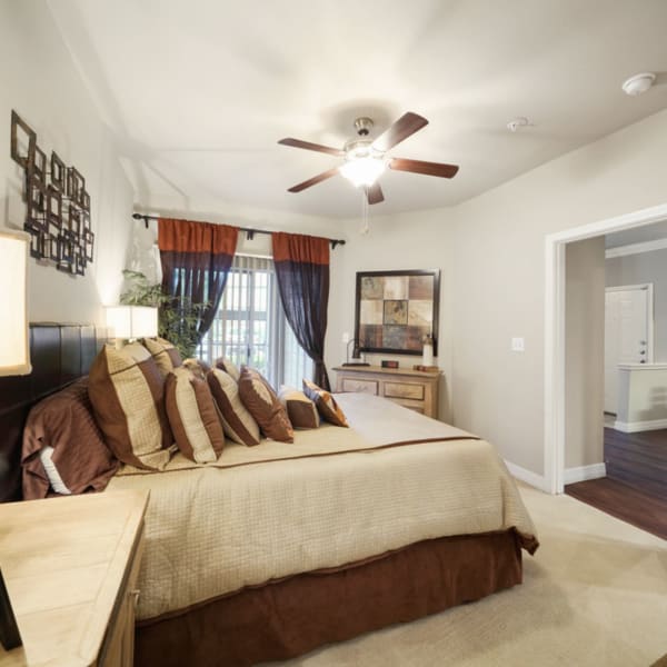 Second cozy bedroom at River Pointe in Conroe, Texas