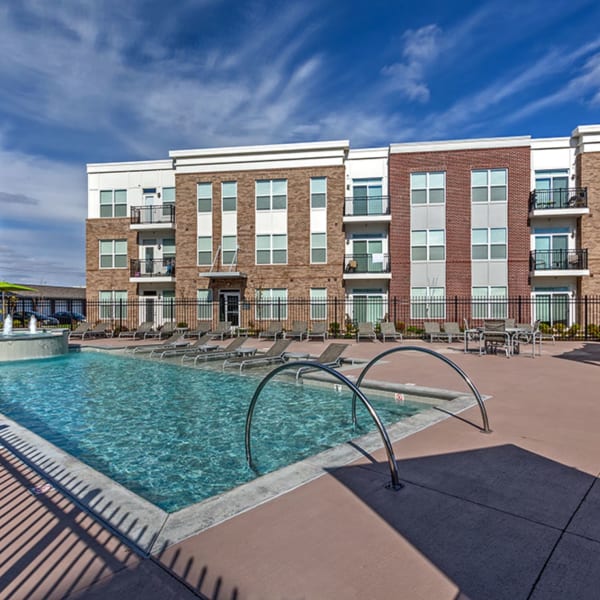 Penn Circle offers a wide variety of amenities in Carmel, Indiana