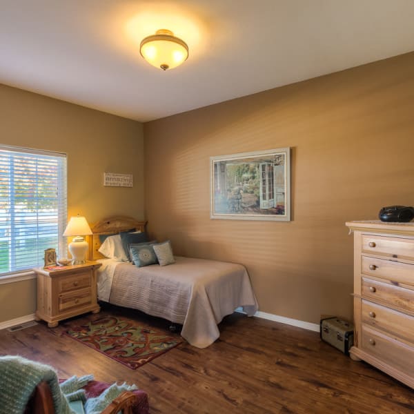 Resident bedroom at Pacifica Senior Living Coeur d'Alene in Coeur d'Alene, Idaho
