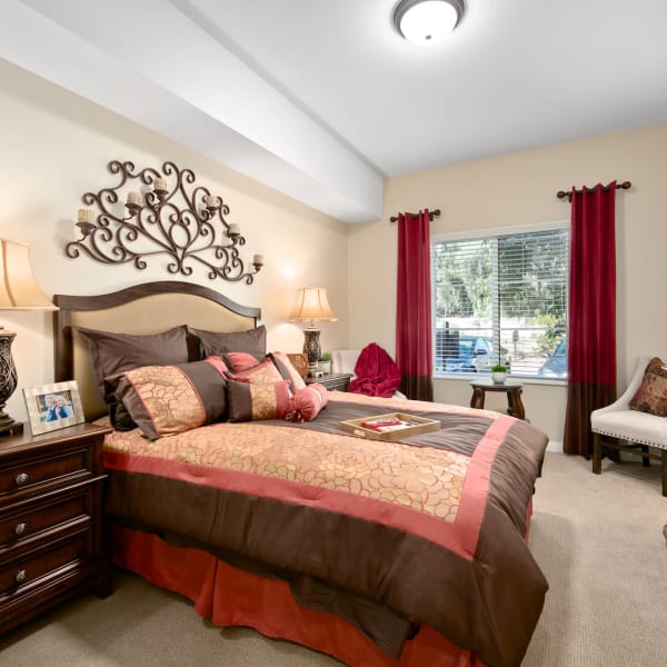 Resident bedroom at Pacifica Senior Living Oceanside in Oceanside, California