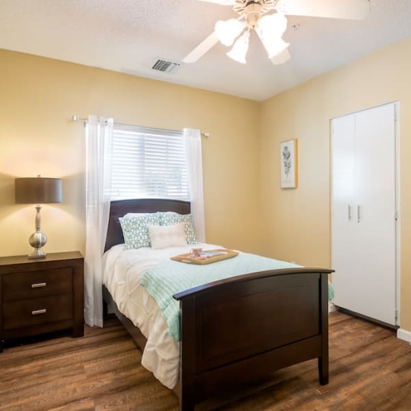 Resident bedroom at Pacifica Senior Living Palm Beach in Greenacres, Florida