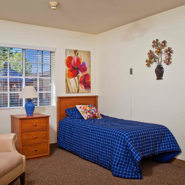 Resident bedroom at Pacifica Senior Living Peoria in Peoria, Arizona