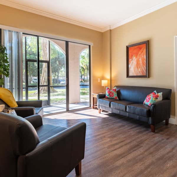 Resident living room at Pacifica Senior Living Forest Trace in Lauderhill, Florida
